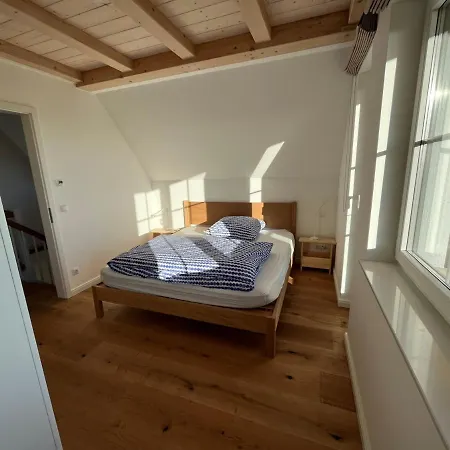 Happy Place Rugen Ferienhaus *