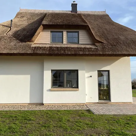 Happy Place Rugen Ferienhaus Vakantiehuis *